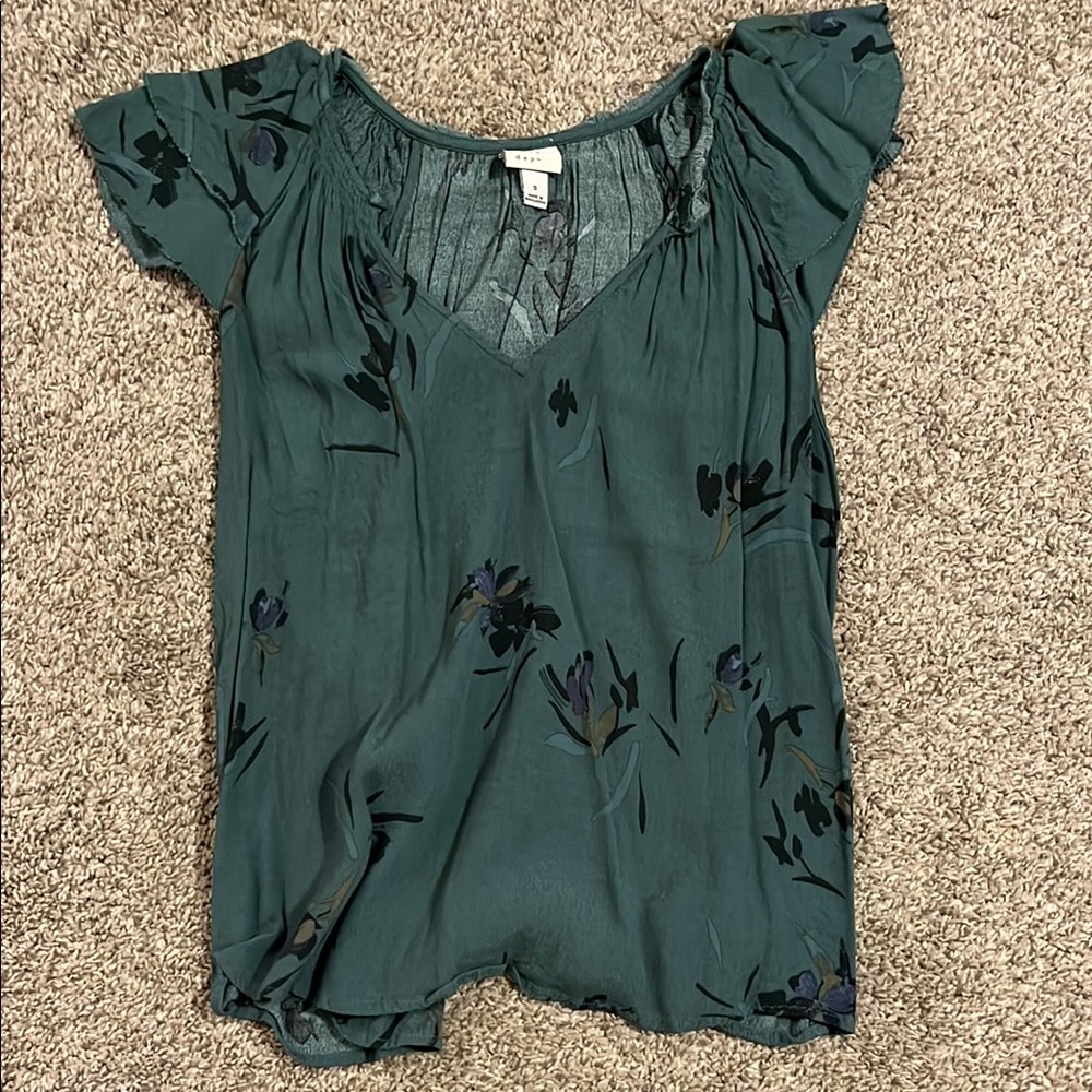 A New Day Green Flutter Sleeve Ruched Blouse